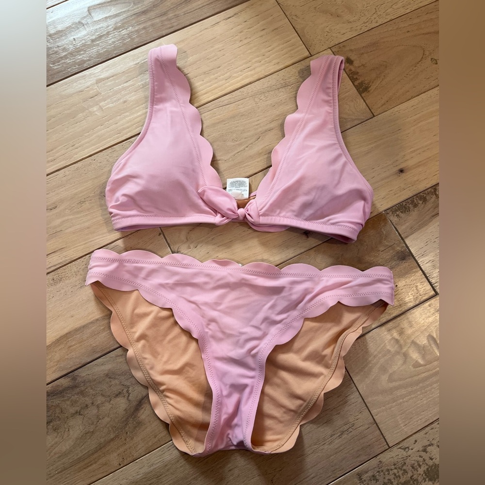 J Crew sz S Scalloped Bikini in PINK